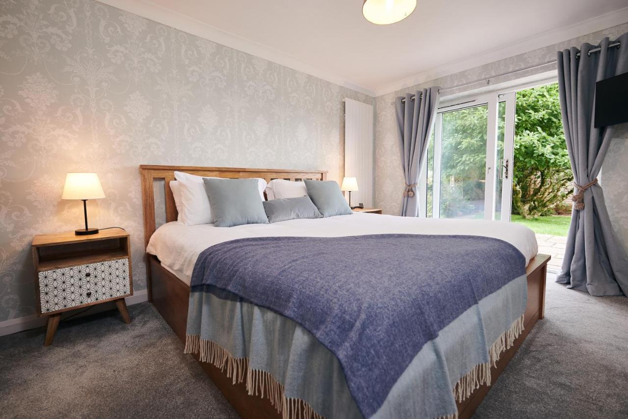 Sea Gem- Beautiful Family Home With Stunning Sea Views & Garden テンビー エクステリア 写真